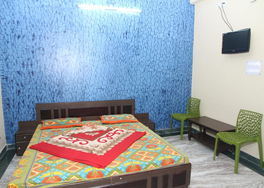 Hotel Madhusudan Rishīkesh Extérieur photo